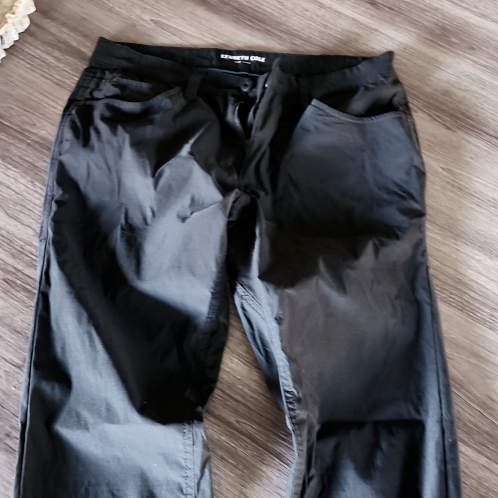 32×30 Kenneth Cole black pants
